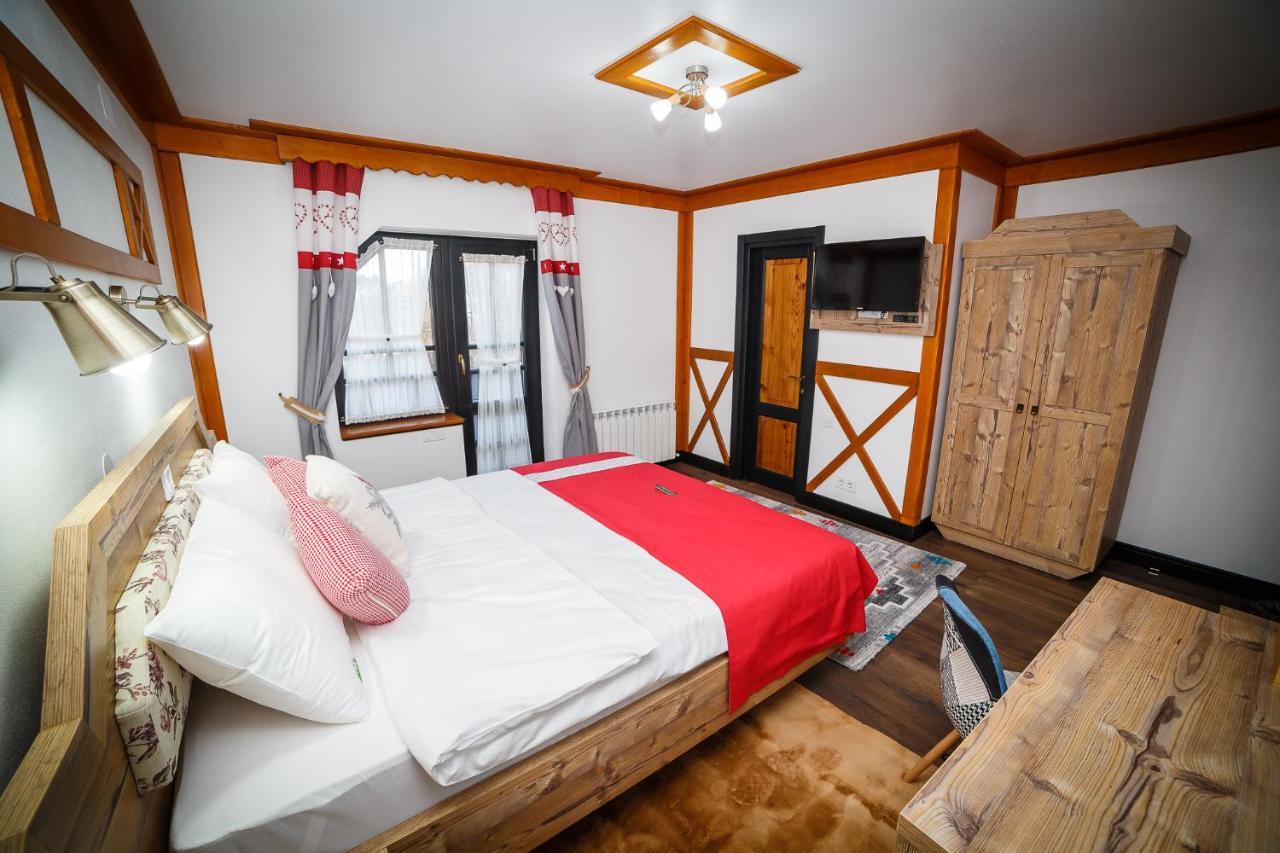 Hotel Colt De Austria 4*